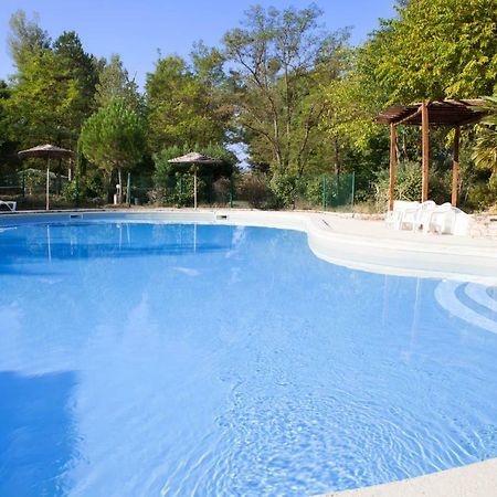 Camping L'Eau Vive Hotel Dauphin Exterior foto